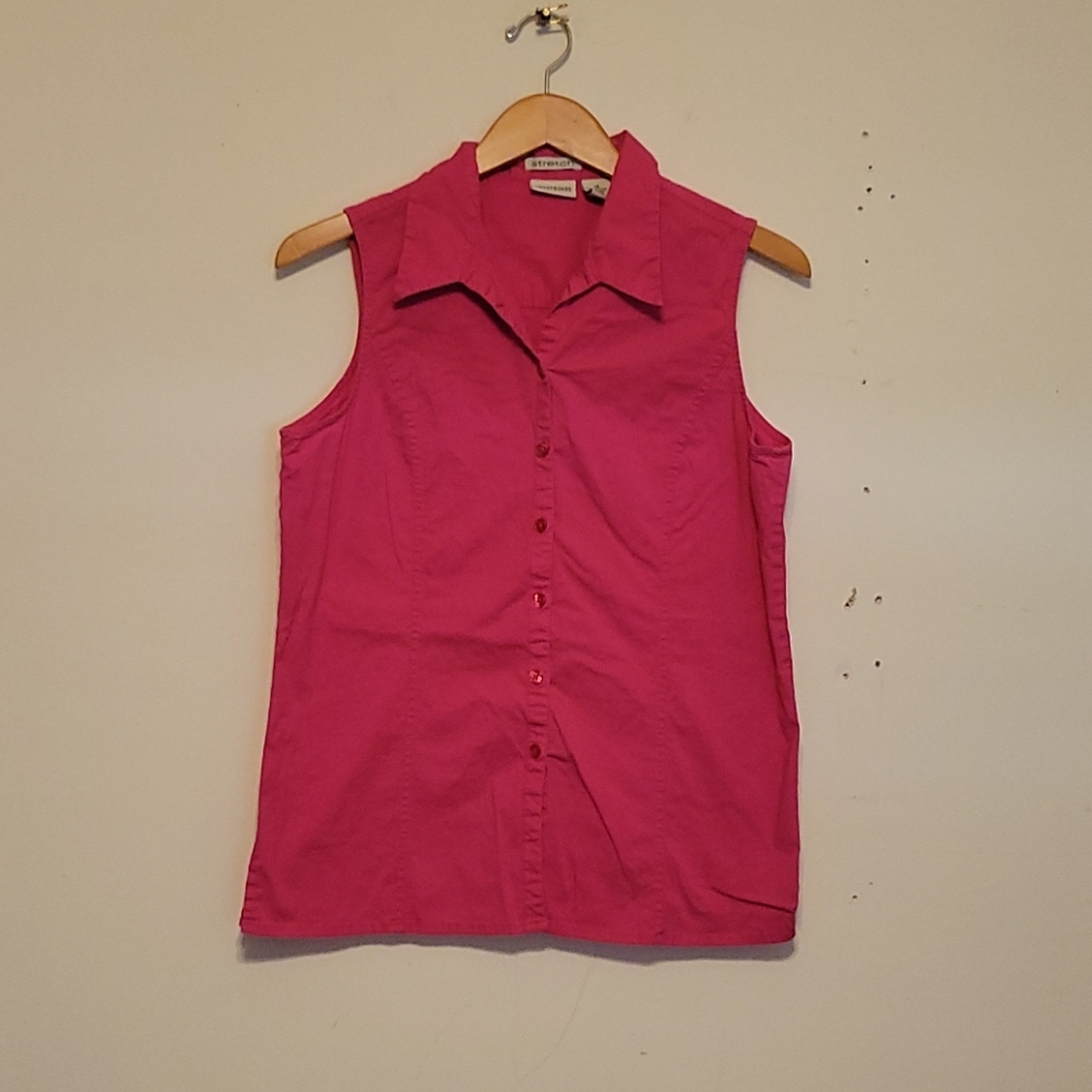 Crossroads Sleeveless Button Down Top